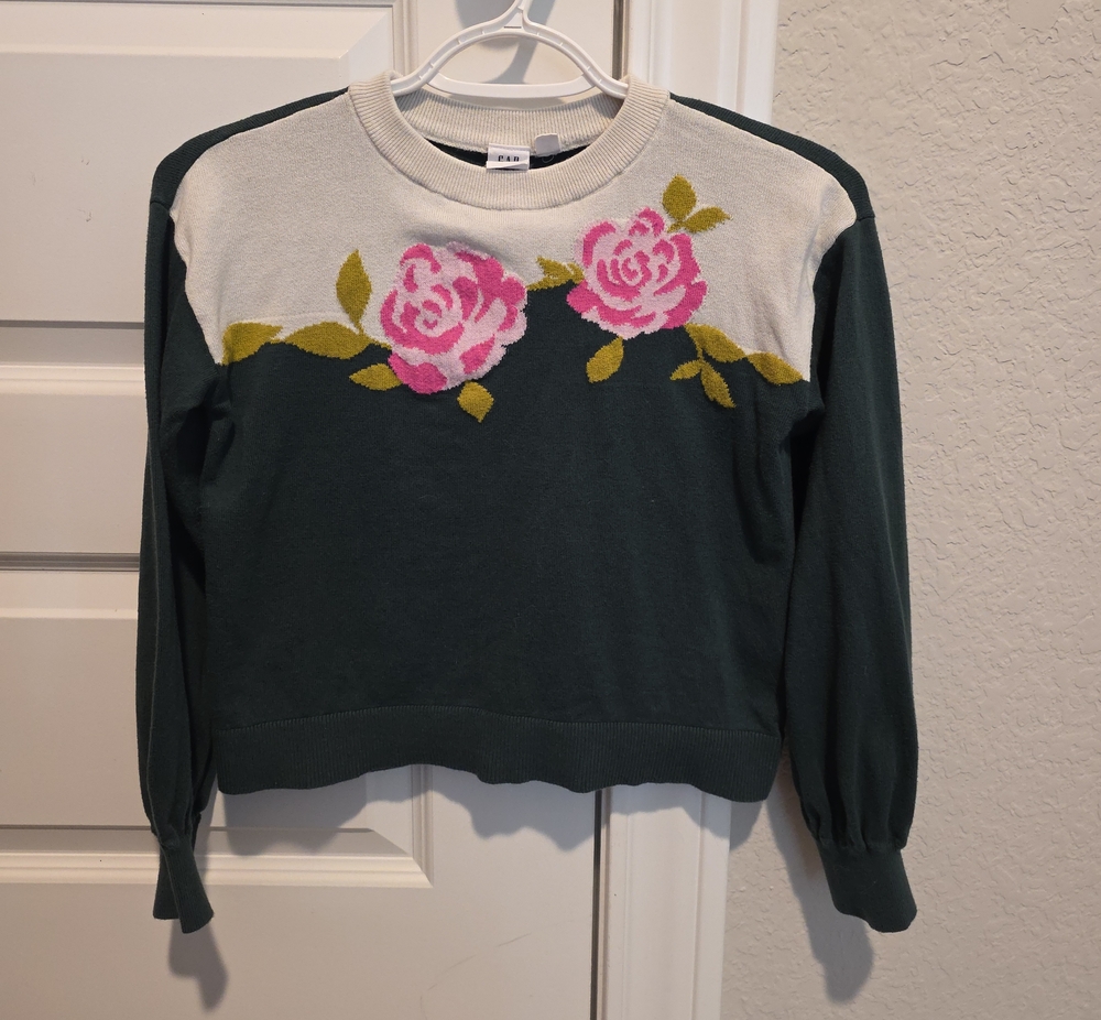 GAP Dark Green Crewneck Sweater with Pink Rose Motif and Cream Yoke